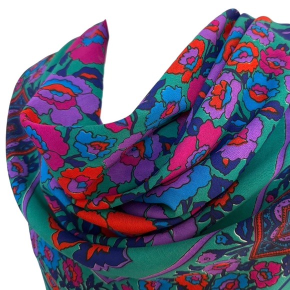 Piramit Vintage Floral Scarf 46” Square – Emerald Green Purple Red Boho Print - Picture 3 of 10